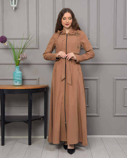 Eleganter brada-Manto mit Satinfutter und abnehmbarer Kapuze 1231 - Cognac