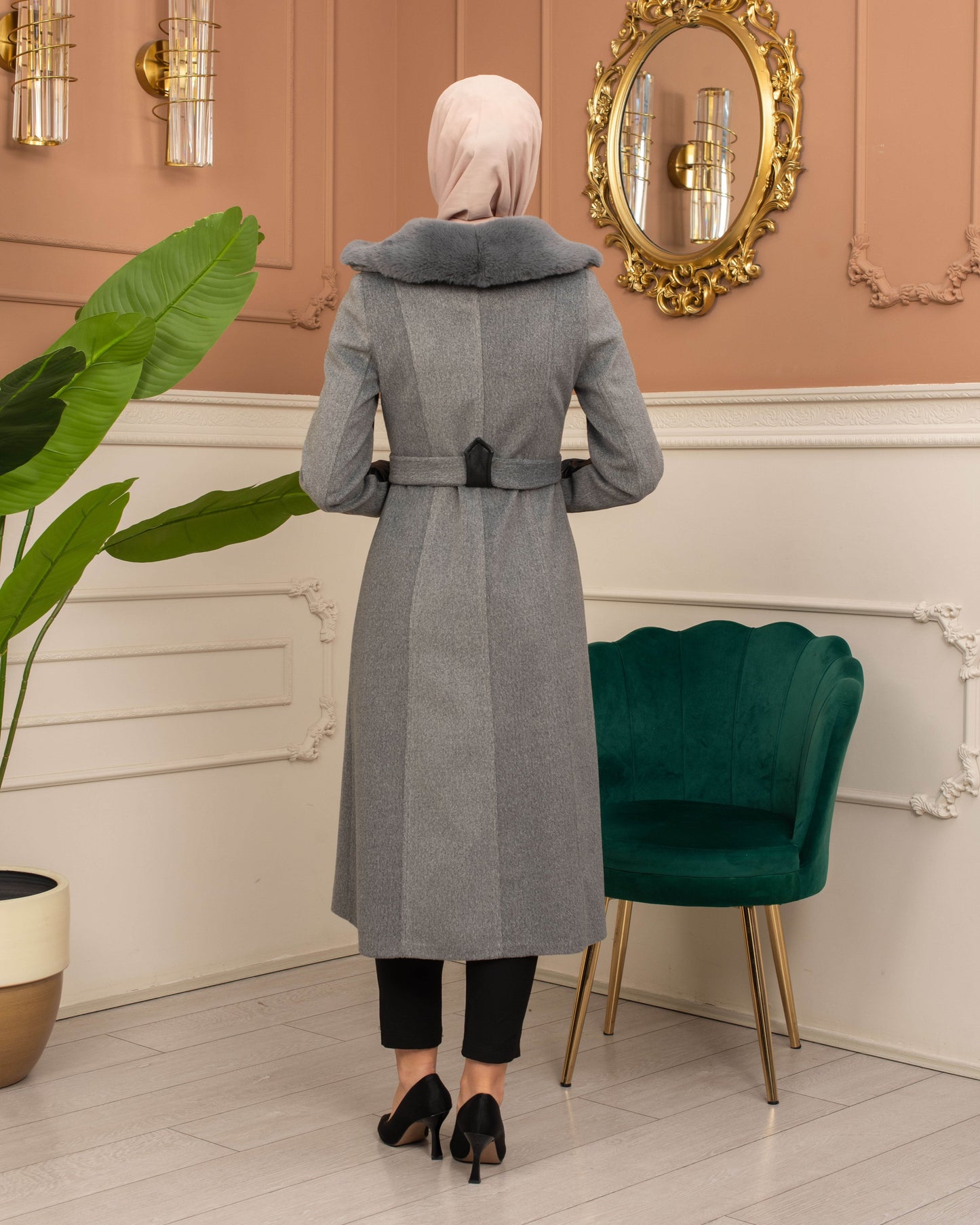 Mohair-Filz Mantel mit Lederärmeln und Fellkapuze 1364 - Grau