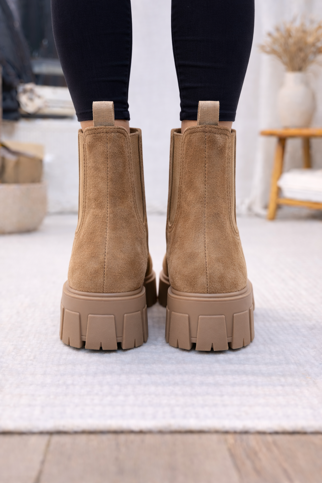 Beige Chelsea-Boots in Wildleder-Optik mit Chunky-Sohle 6308 - Mausgrau