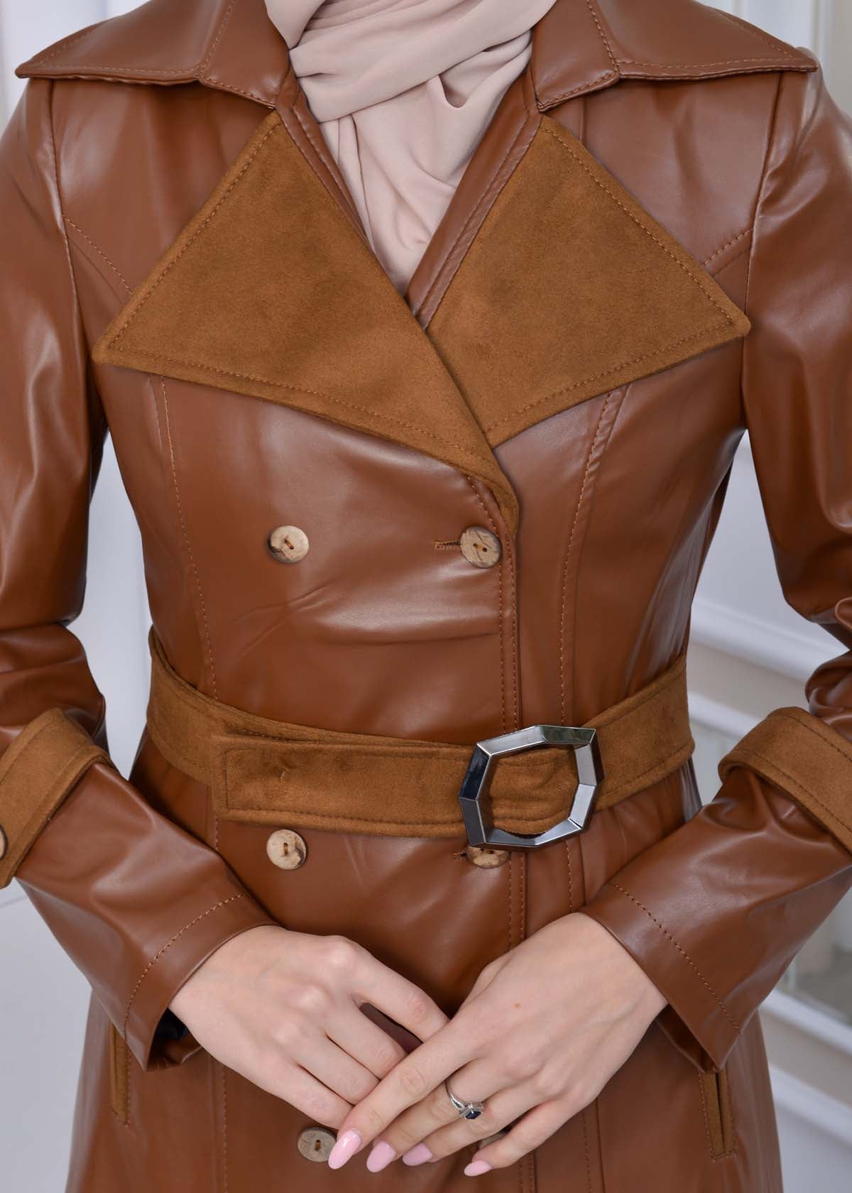 Leder-Wildleder-Trenchcoat mit Fellfutter 1334 - Cognac