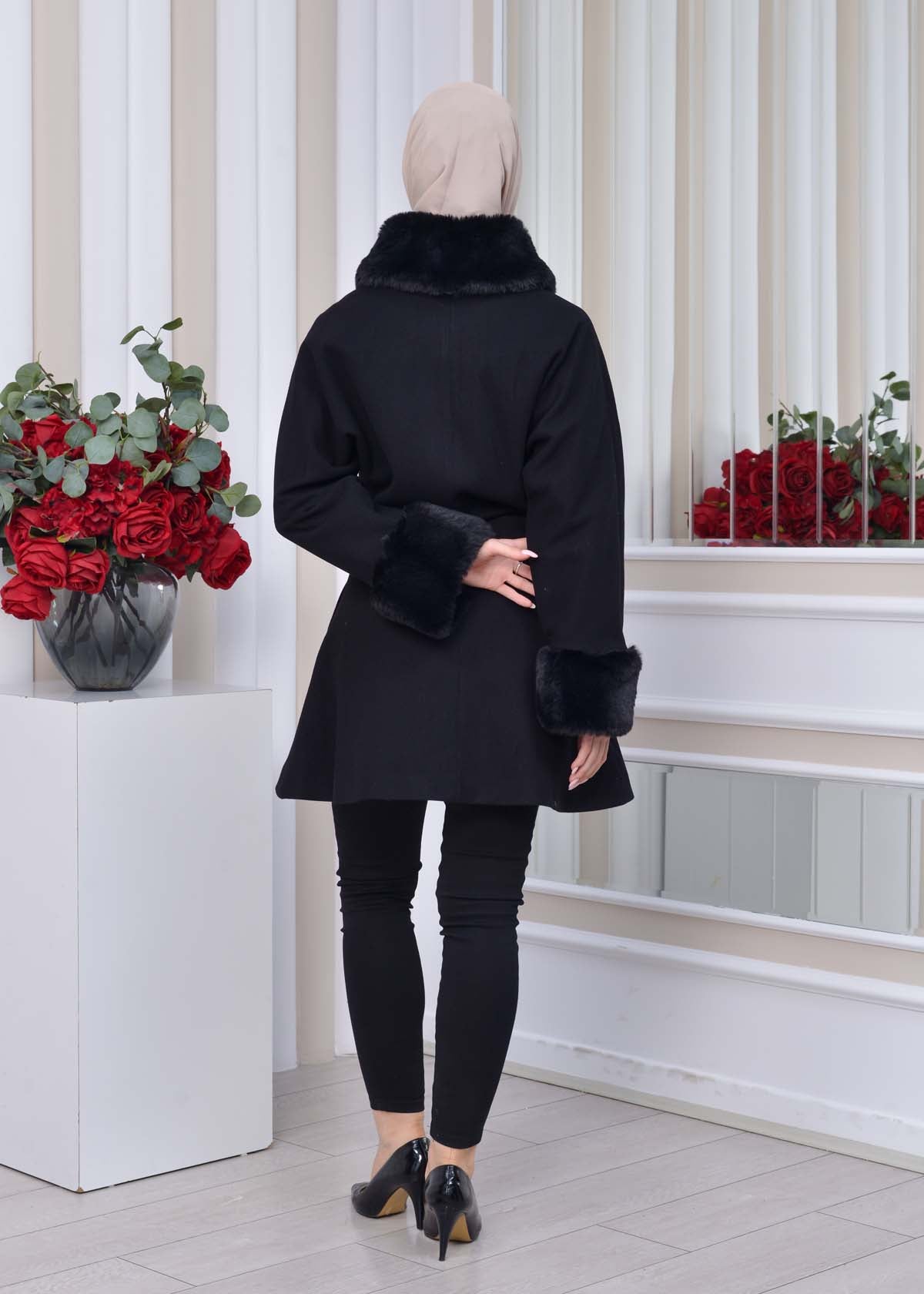 Jokh-Jacke mit abnehmbarem Pelzkragen 1335 - Schwarz