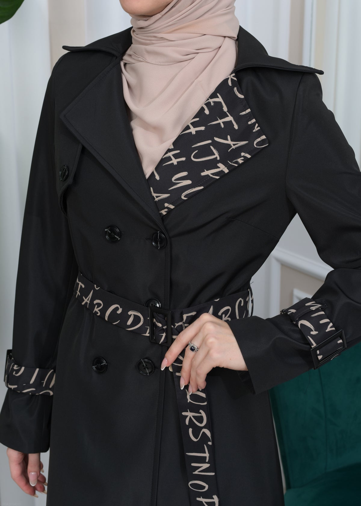 Regenfester Fallschirm-Trenchcoat mit Satinfutter 1342 - Schwarz