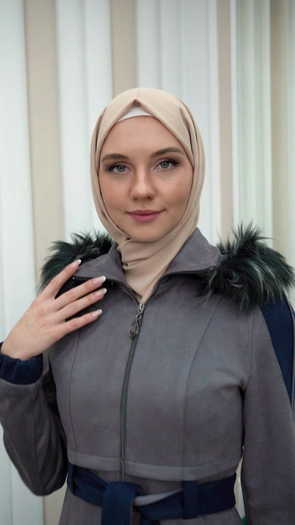 Langer Wildledermantel mit Pelzkapuze 1341 - Grau