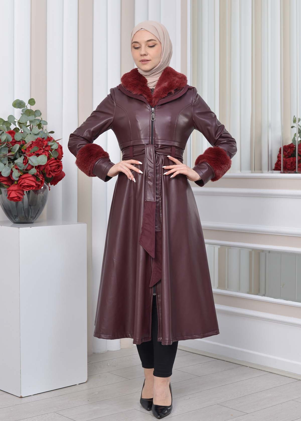 Eleganter Double-Cloche Leder-Trenchcoat mit Kaninchenfell-Futter 1350 - Bordeaux