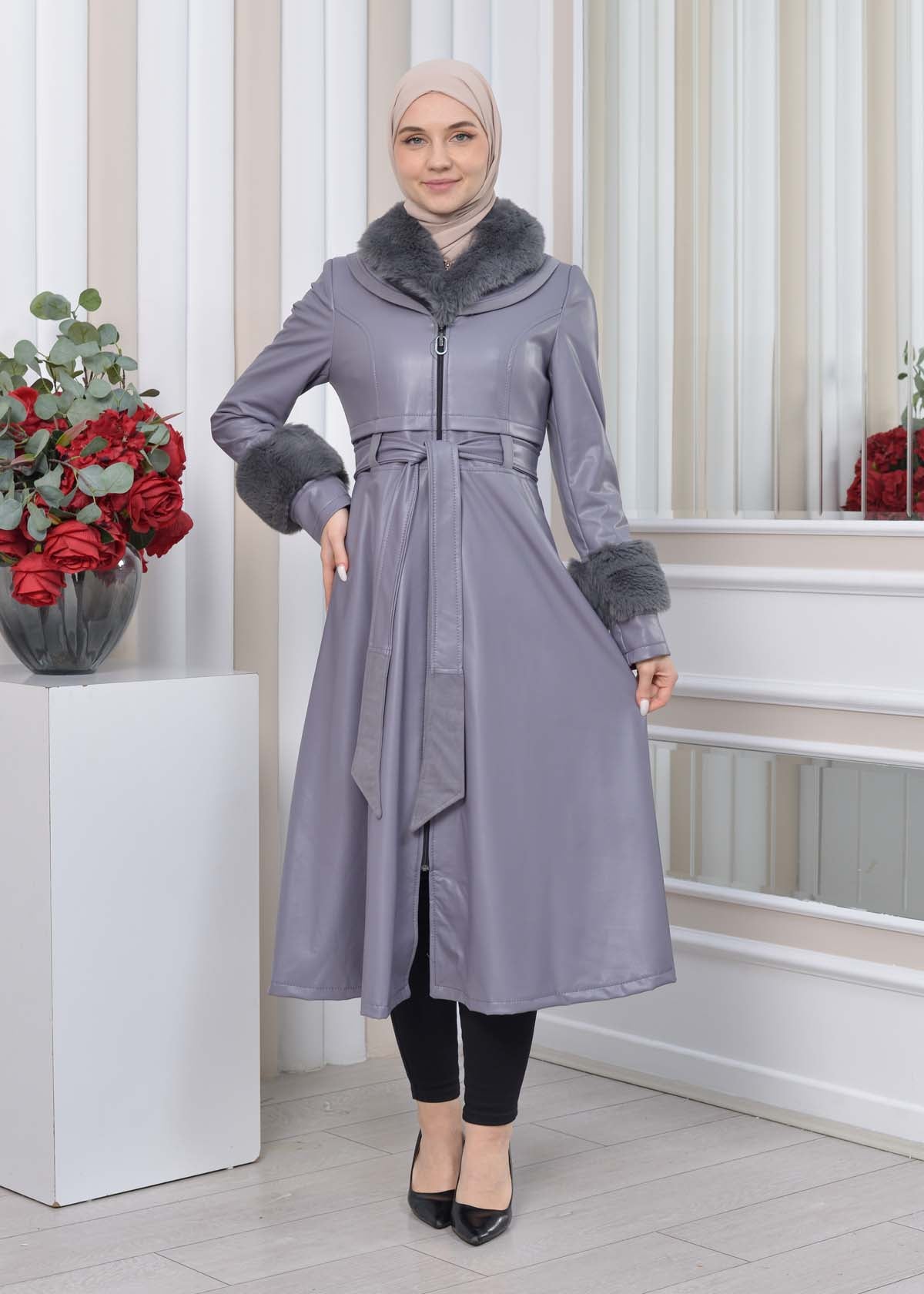 Eleganter Double-Cloche Leder-Trenchcoat mit Kaninchenfell-Futter 1350 - Grau