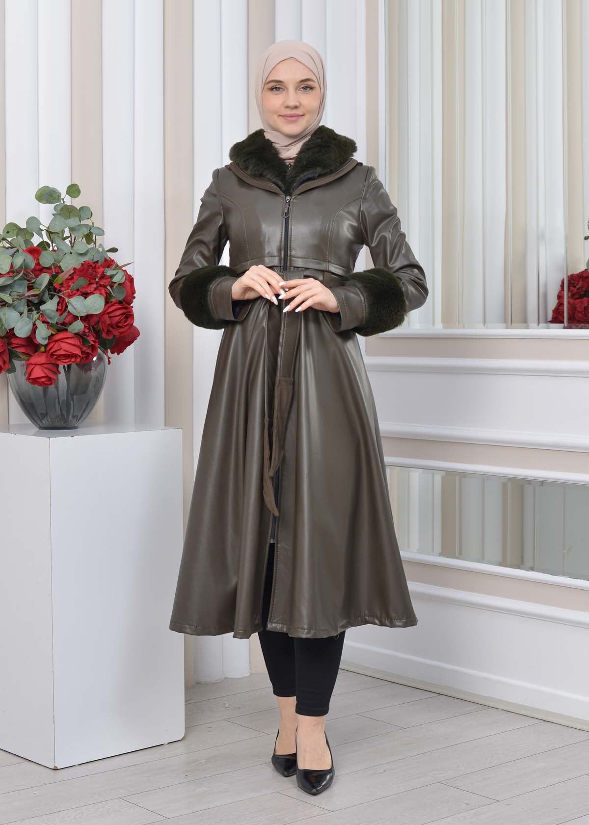 Eleganter Double-Cloche Leder-Trenchcoat mit Kaninchenfell-Futter 1350 - Khaki