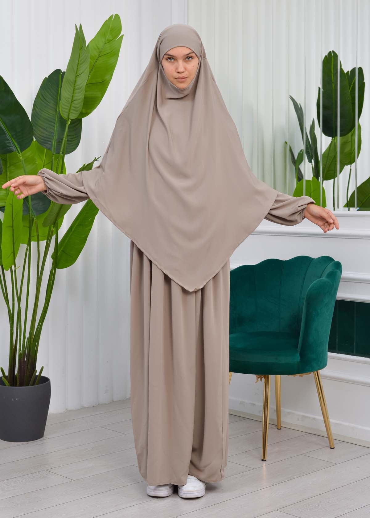 Muslim Hijab Dress set 2 Pieces 829 - Hellbraun