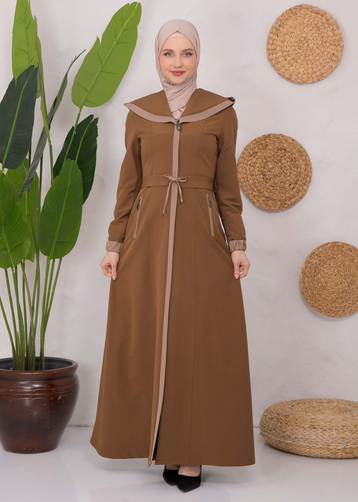 Langer Parachute-Regenmantel mit Kapuze und Satinfutter 1221 - Cognac