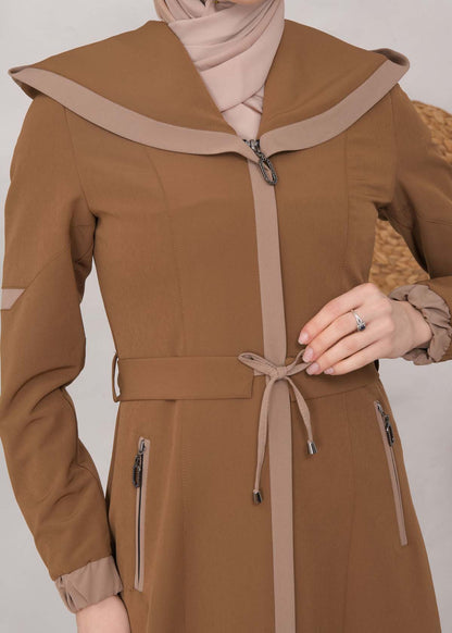 Langer Parachute-Regenmantel mit Kapuze und Satinfutter 1221 - Cognac