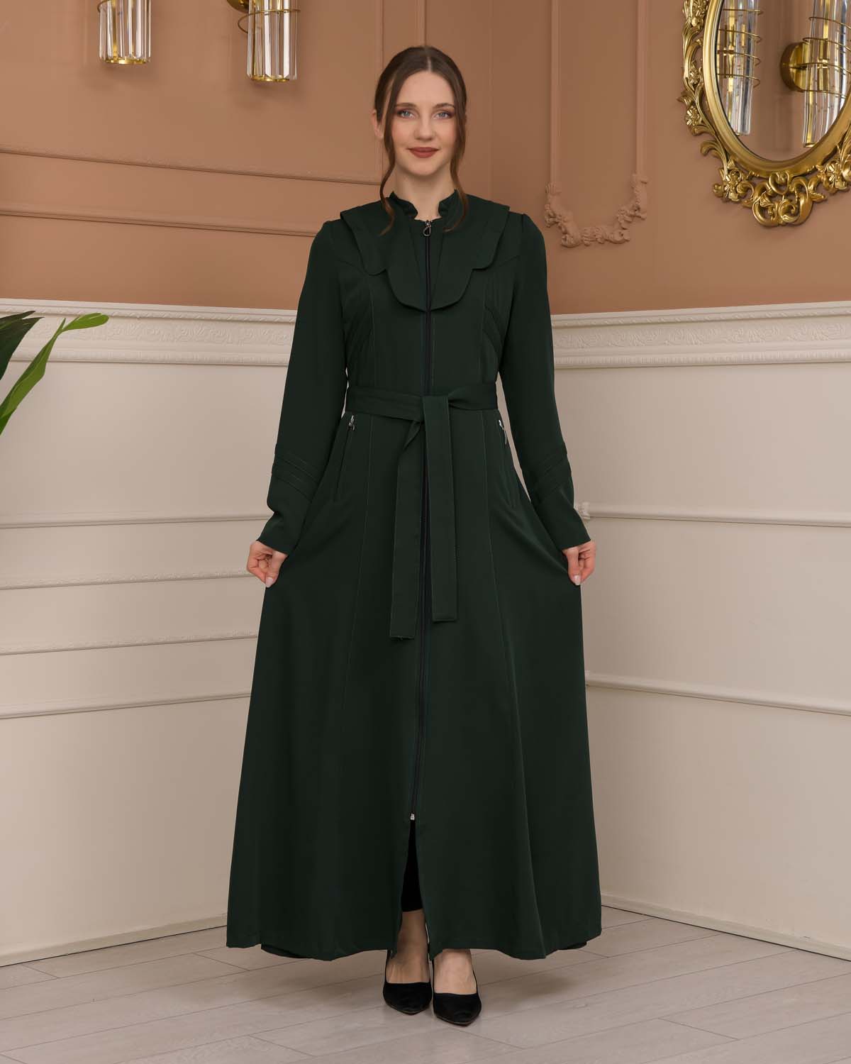 Luxuriöser Prada-Stoff Manto mit Satinfutter und Kapuze 1226 - Khaki