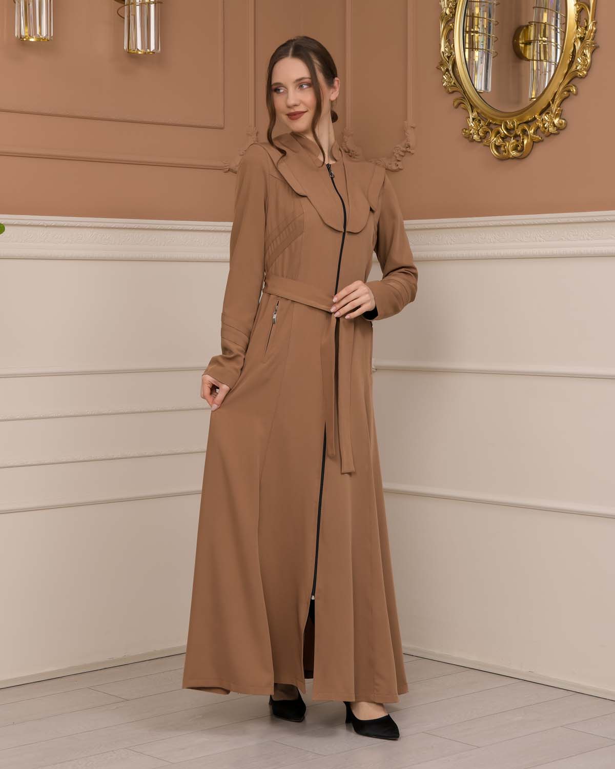 Luxuriöser Prada-Stoff Manto mit Satinfutter und Kapuze 1226 - Beige