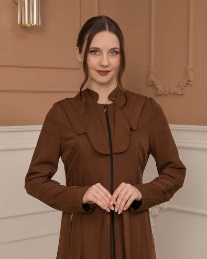 Luxuriöser Prada-Stoff Manto mit Satinfutter und Kapuze 1226 - Cognac