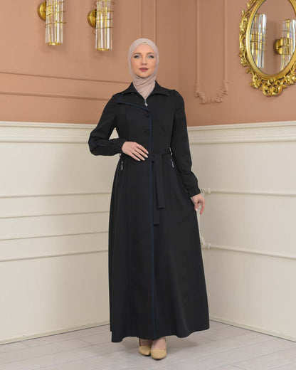 brada-Stoff Manto mit Satinfutter, abnehmbarer Kapuze und Knopfablikation 1230 - Schwarz