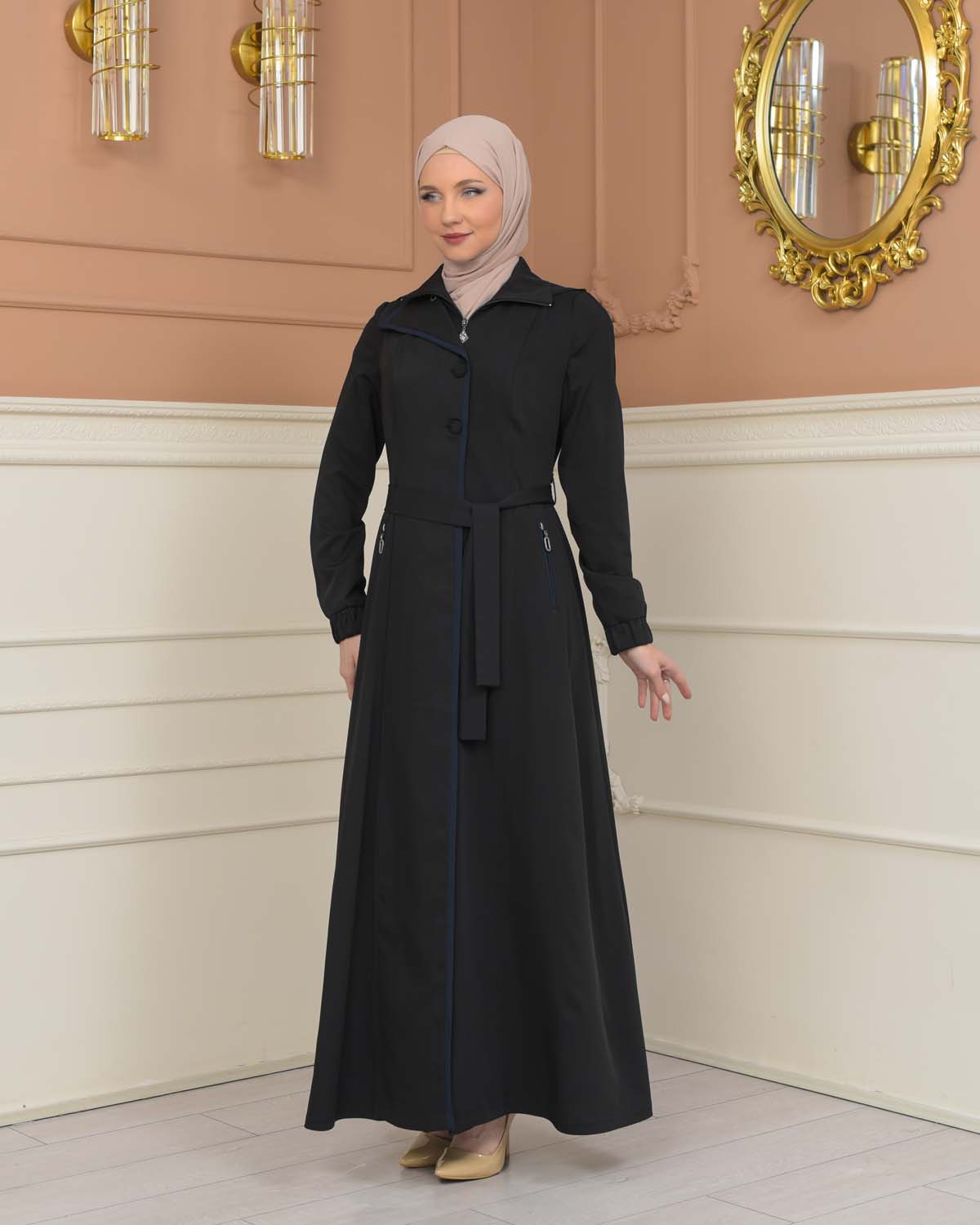 brada-Stoff Manto mit Satinfutter, abnehmbarer Kapuze und Knopfablikation 1230 - Schwarz