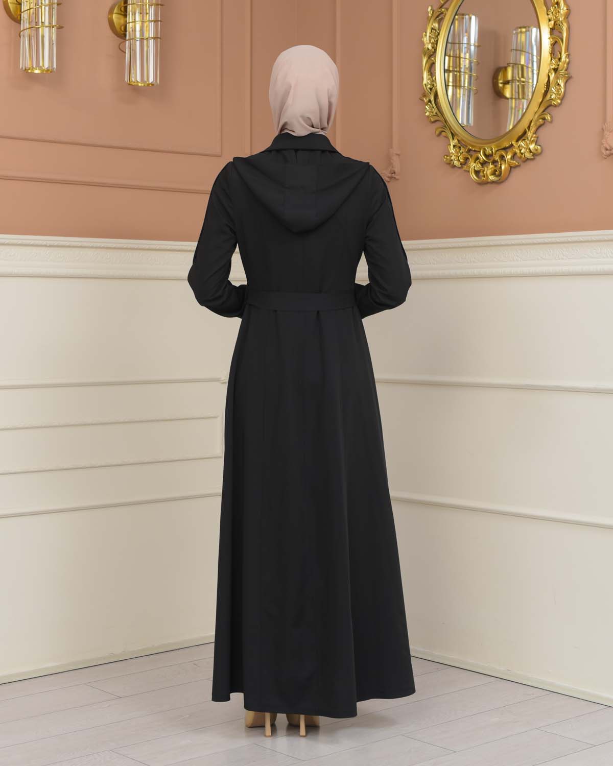 brada-Stoff Manto mit Satinfutter, abnehmbarer Kapuze und Knopfablikation 1230 - Schwarz