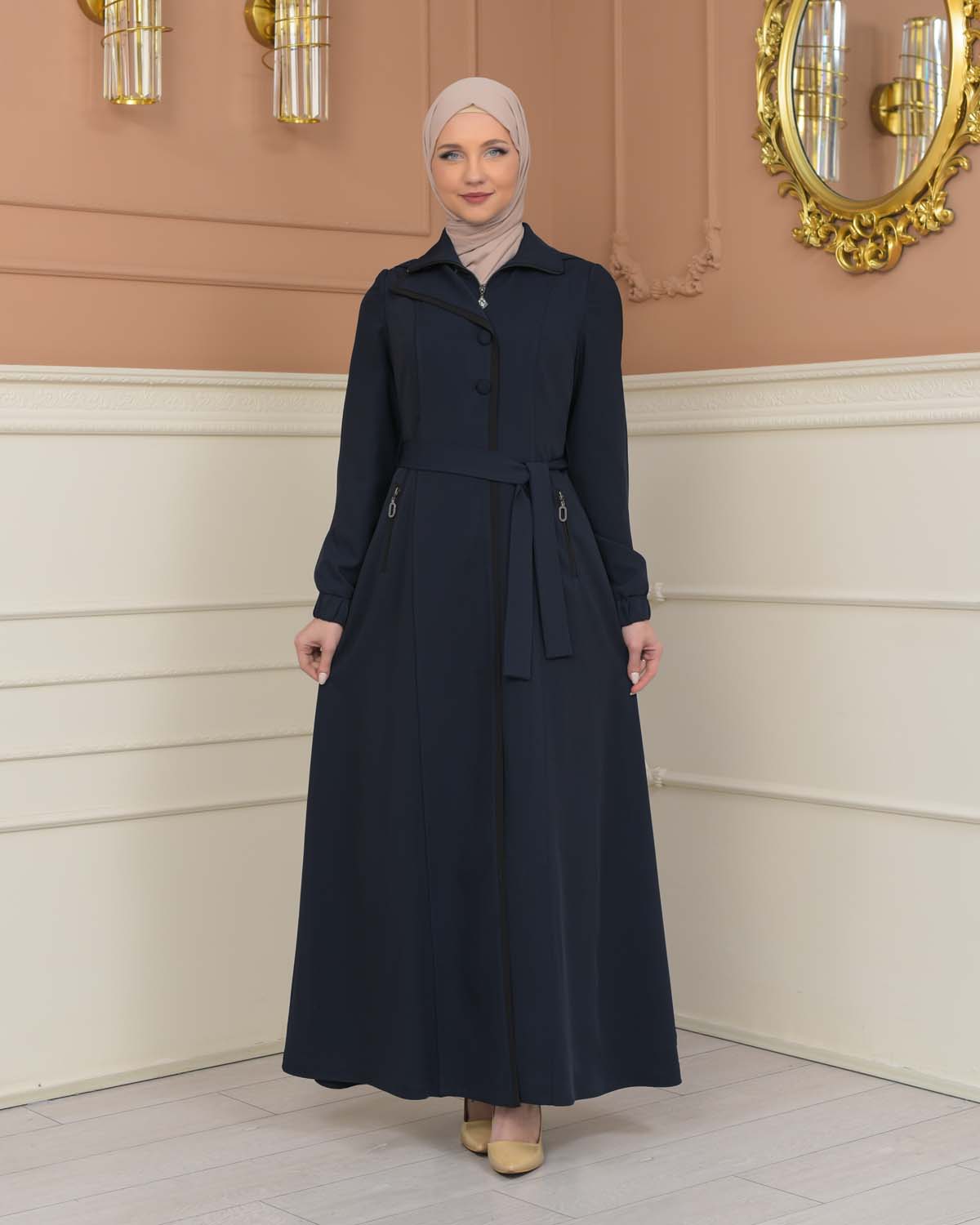 brada-Stoff Manto mit Satinfutter, abnehmbarer Kapuze und Knopfablikation 1230 - Dunkelblau