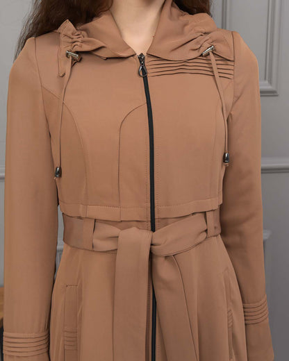 Eleganter brada-Manto mit Satinfutter und abnehmbarer Kapuze 1231 - Cognac