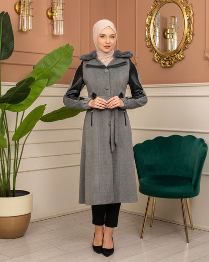 Mohair-Filz Mantel mit Lederärmeln und Fellkapuze 1364 - Grau