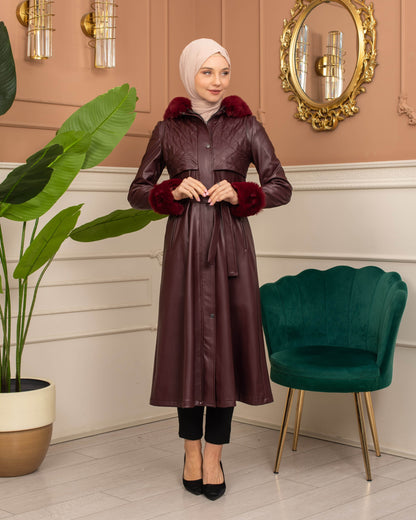Eleganter Leder-Trenchcoat mit Fellfutter und abnehmbarer Kapuze 1365 - Bordeaux