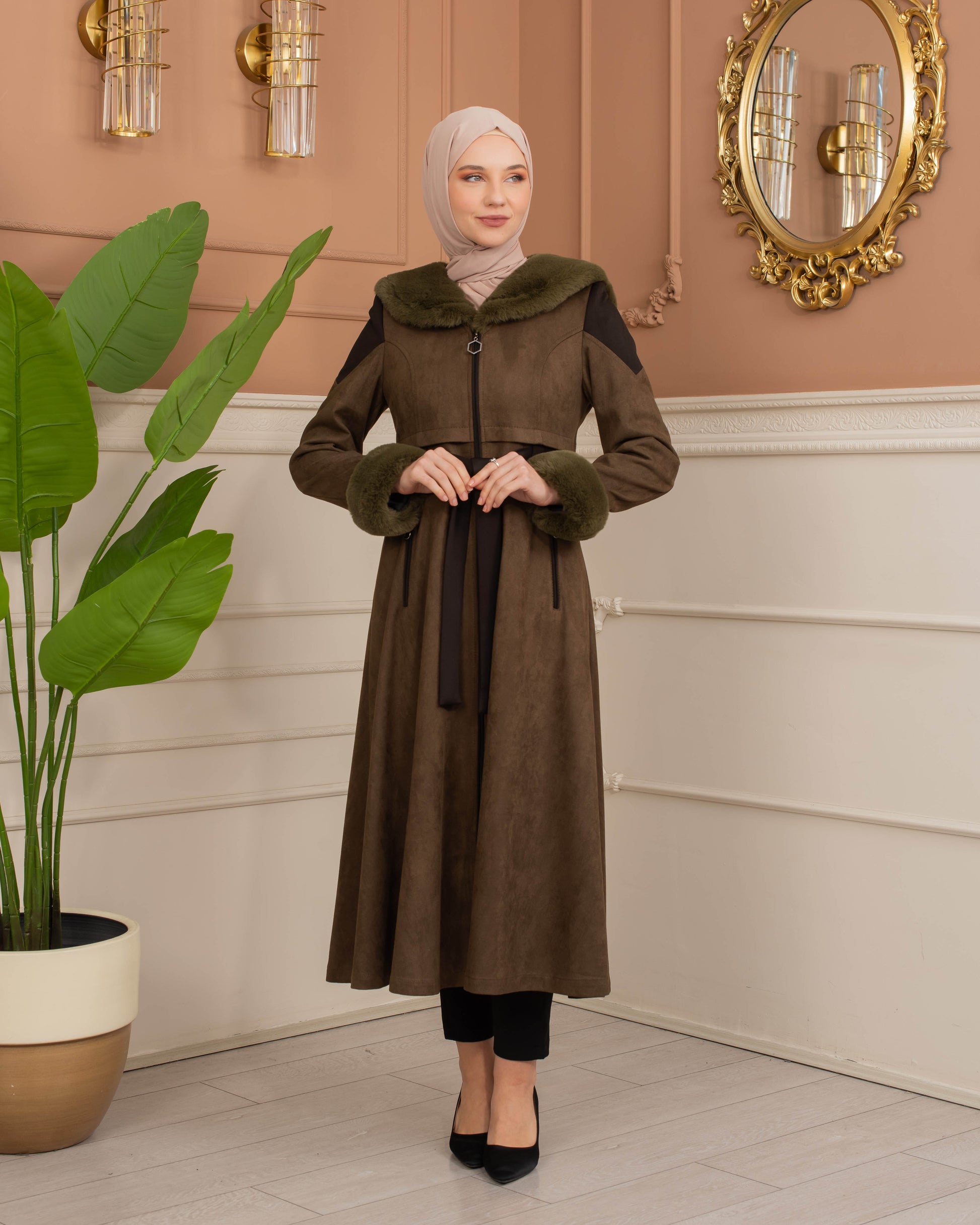 Luxus Wildleder-Trenchcoat mit Kaninchenfell gefüttert 1366 - Khaki