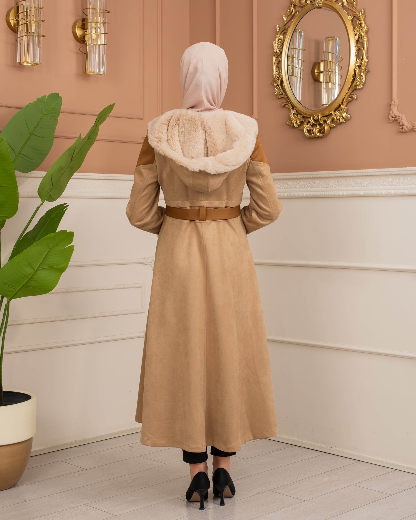 Luxus Wildleder-Trenchcoat mit Kaninchenfell gefüttert 1366 - Beige