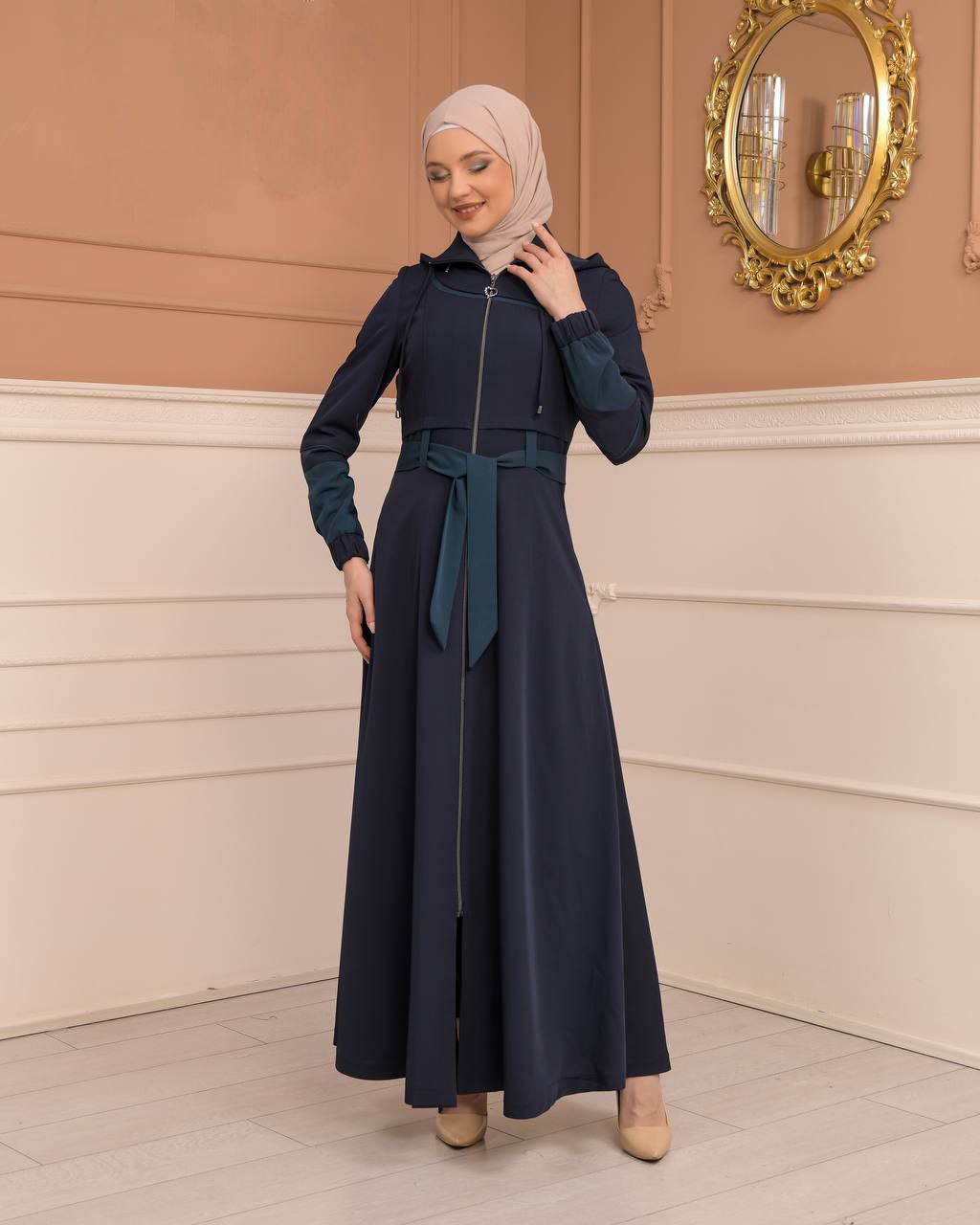 Eleganter brada-Manto mit Satinfutter und abnehmbarer Kapuze 1234 - Dunkelblau