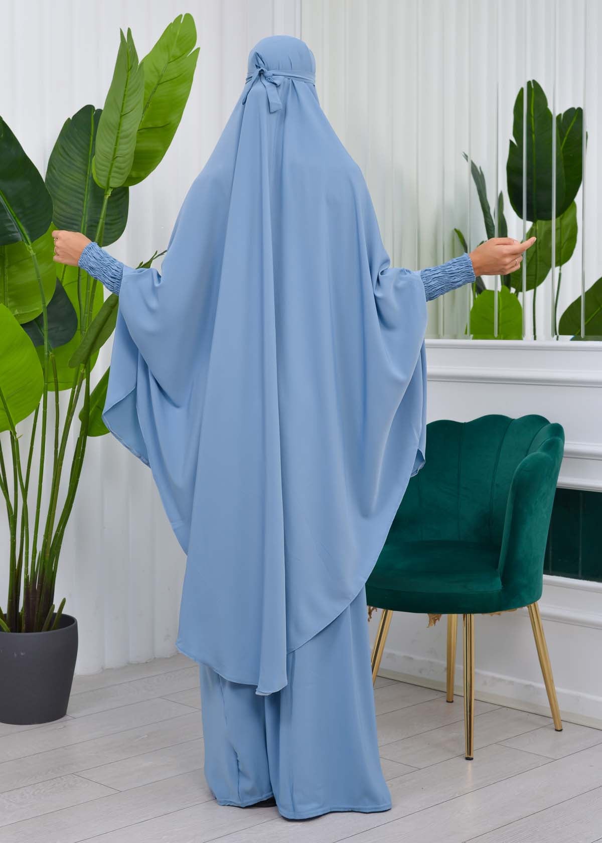 Zweiteiliges Isdal-Set mit gesmokten Ärmeln 822 - Babyblau