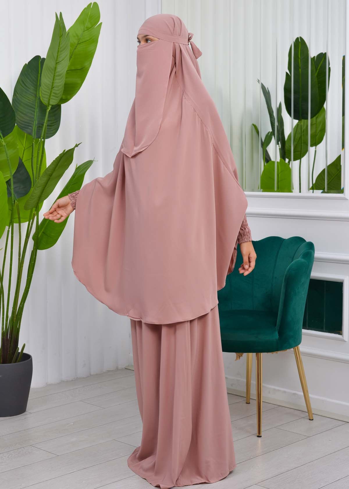 Zweiteiliges Isdal-Set mit gesmokten Ärmeln 822 - Puder