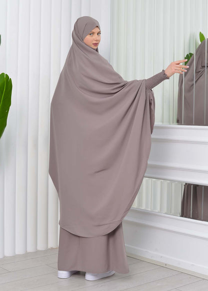 Zweiteiliges Isdal-Set mit gesmokten Ärmeln 822 - Hellbraun