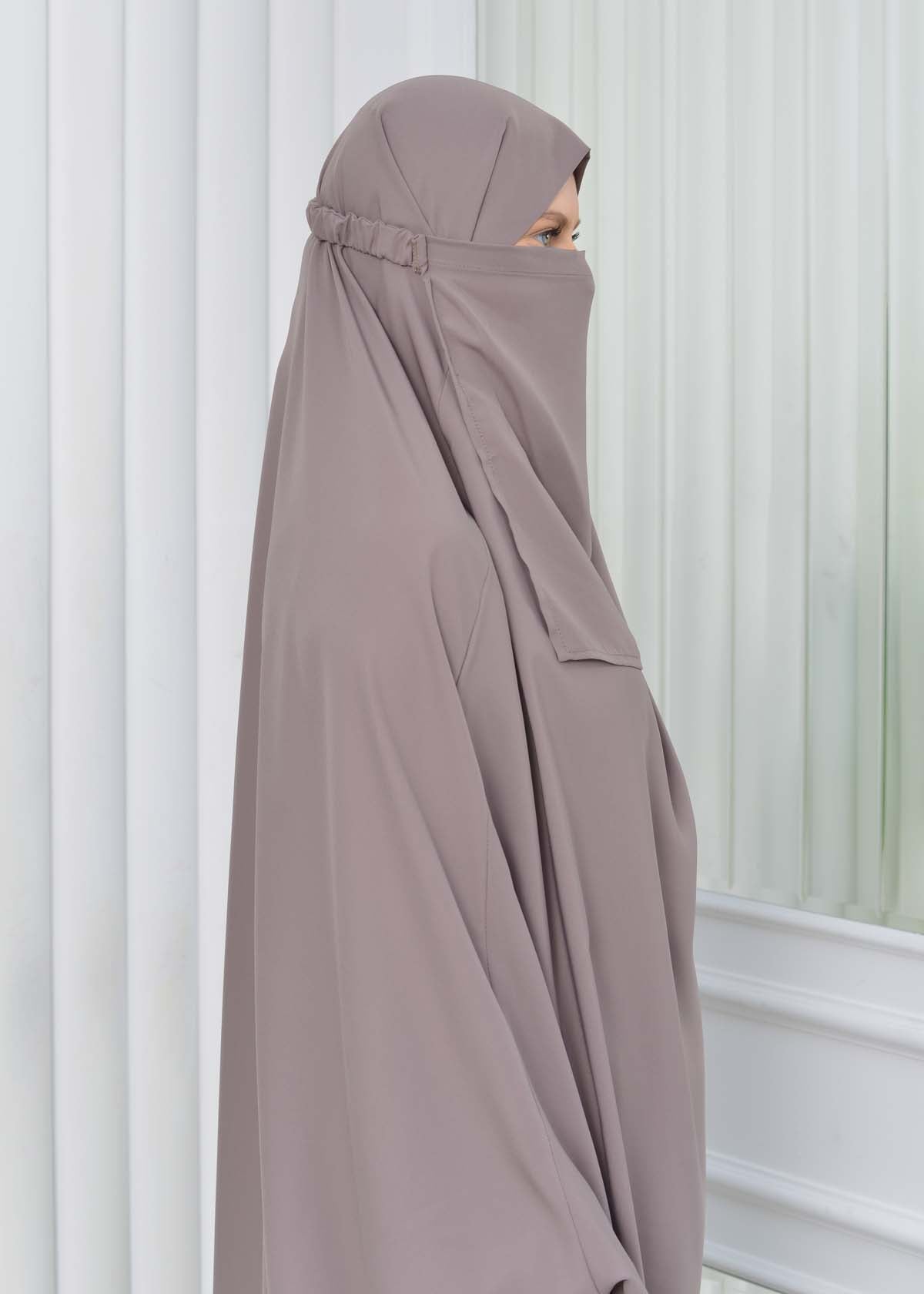 Zweiteiliges Isdal-Set mit gesmokten Ärmeln 822 - Hellbraun