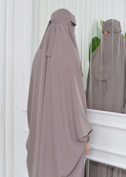 Zweiteiliges Isdal-Set mit gesmokten Ärmeln 822 - Hellbraun