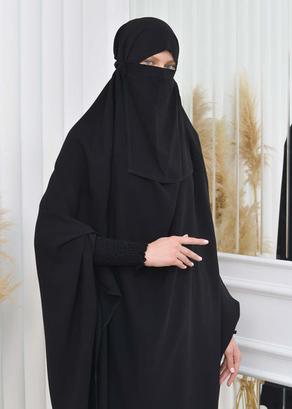 Zweiteiliges Isdal-Set mit gesmokten Ärmeln 822 - Schwarz