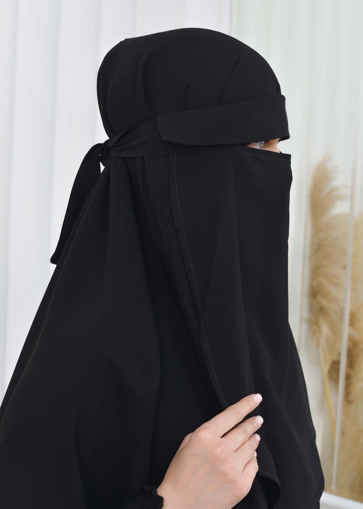 Zweiteiliges Isdal-Set mit gesmokten Ärmeln 822 - Schwarz