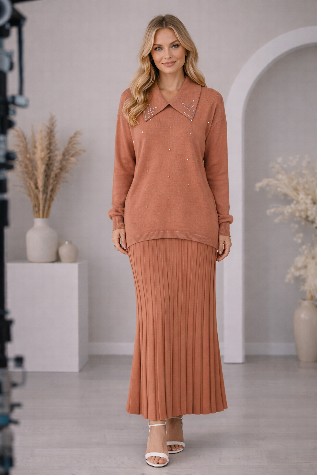 Eleganter zweiteiliger Strickanzug für Damen 4201 - Rosa