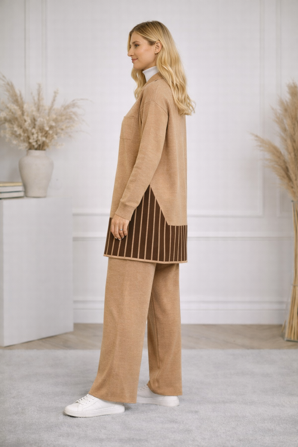 Modernes zweiteiliges Damen-Strickset mit geometrischen Details 4208 - Mausgrau