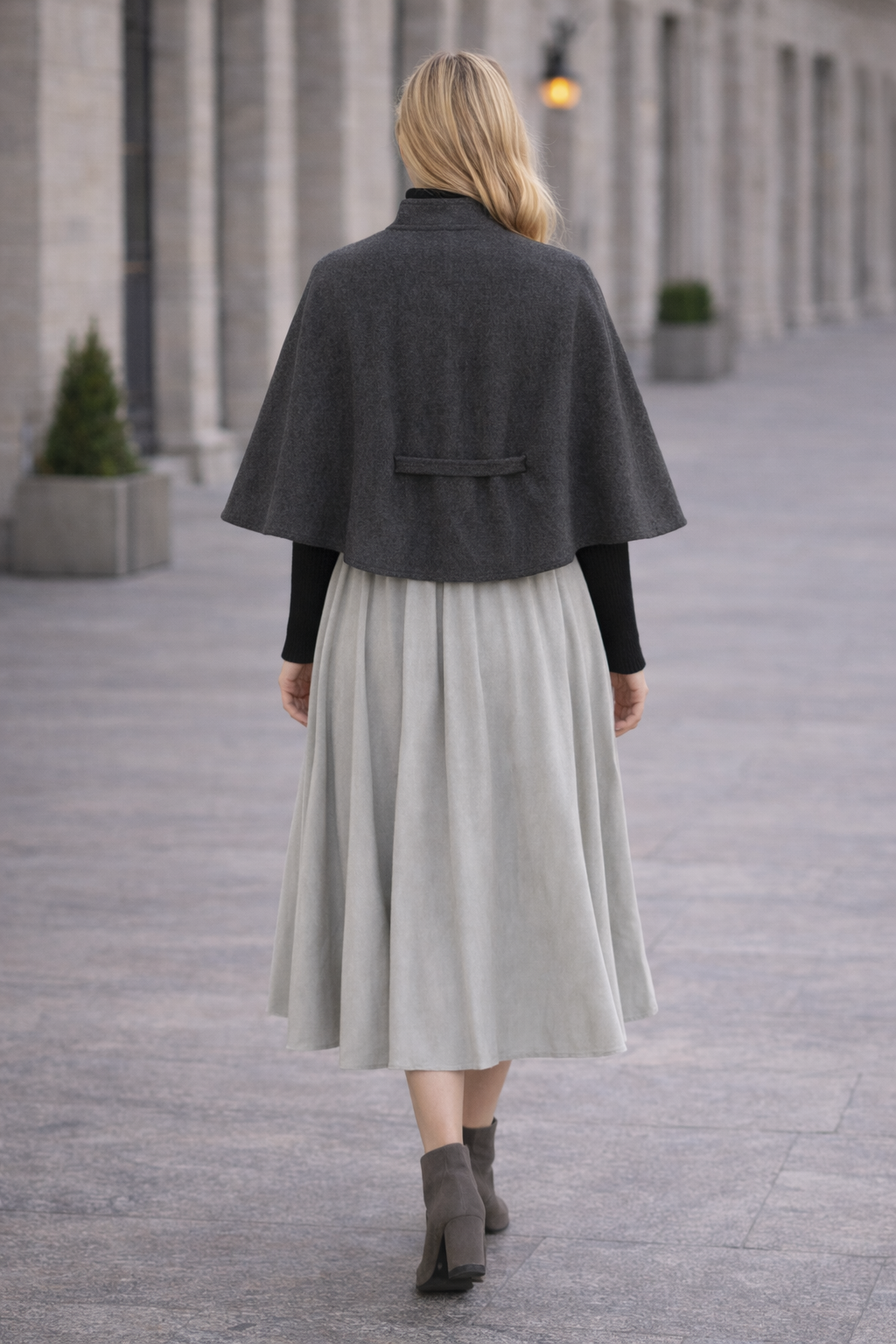Damen Cape aus hochwertigem Flanell ohne Ärmel 1281 - Anthrazit