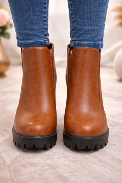 Damen Stiefeletten mit Blockabsatz und Plateausohle 6325 - Cognac