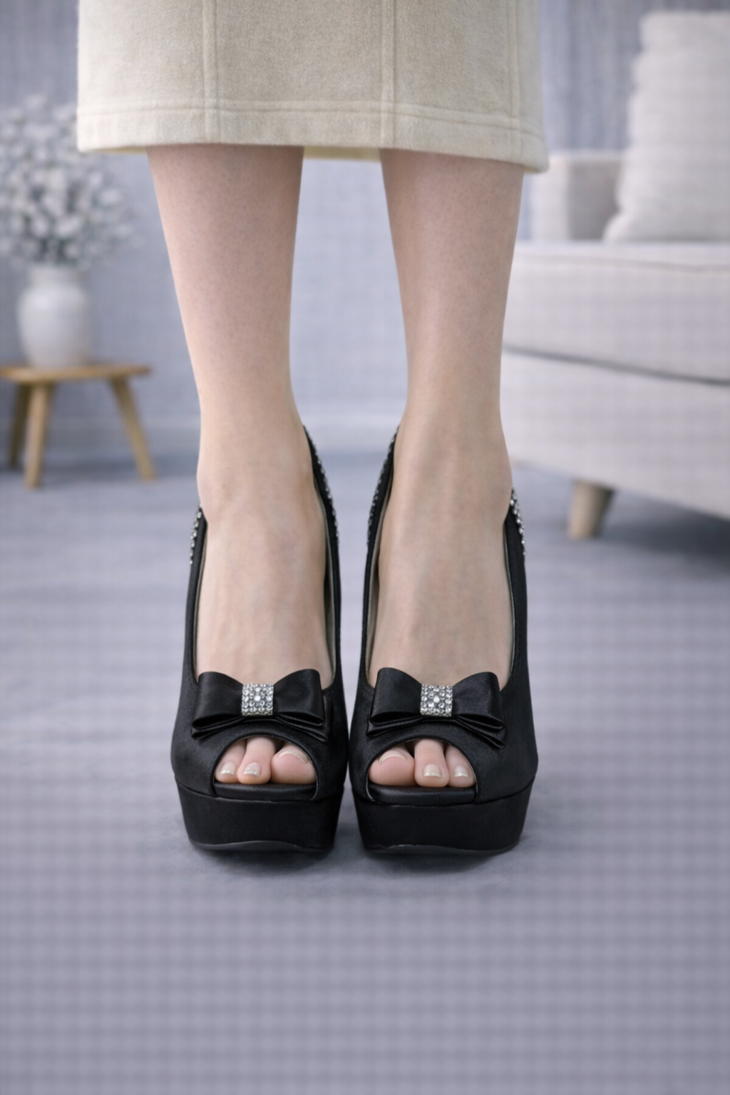 Elegante Plateau-Pumps mit Schleife und Strass 6306 - Schwarz