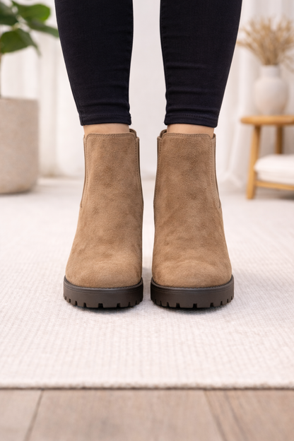 Weinrote Chelsea Boots in Wildleder-Optik mit Profilsohle 6309 - Mausgrau