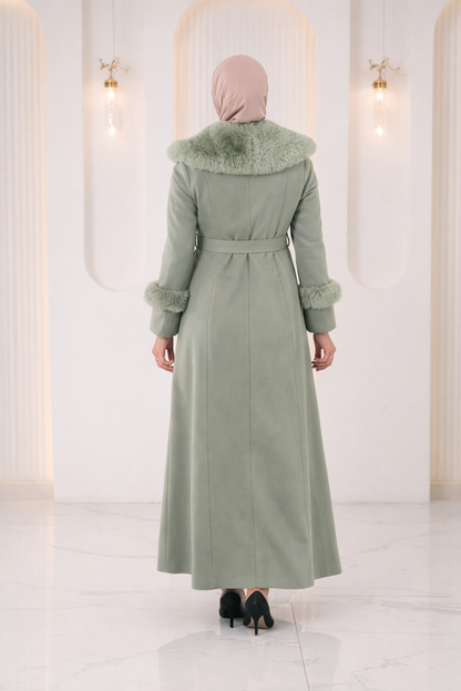 Langer texturierter Mantel mit Pelz 1395 - Mint