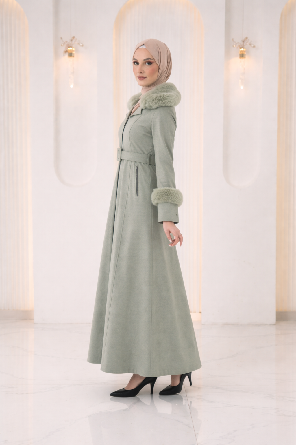 Langer texturierter Mantel mit Pelz 1395 - Mint
