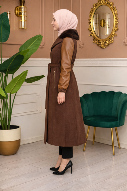 Mohair-Filz Mantel mit Lederärmeln und Fellkapuze 1364 - Braun