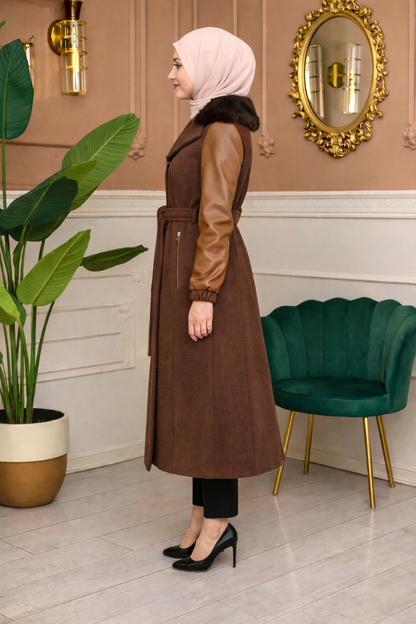 Mohair-Filz Mantel mit Lederärmeln und Fellkapuze 1364 - Braun