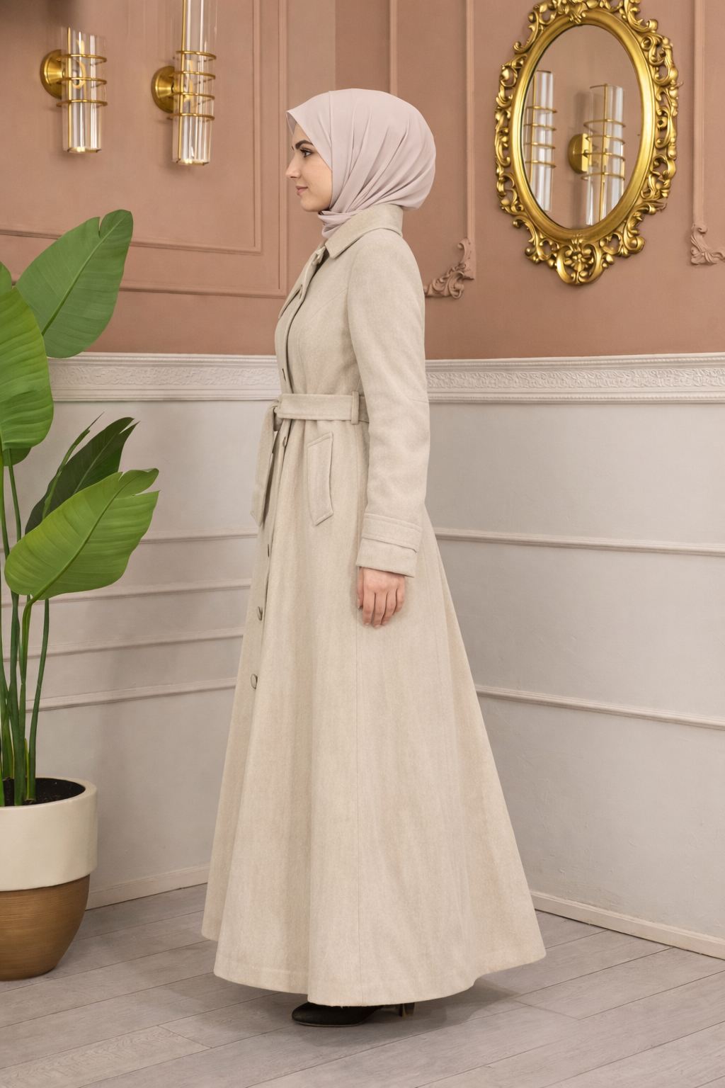 Langer Wollmantel mit Schrägkragen und Gürtel 1398 - Ecru