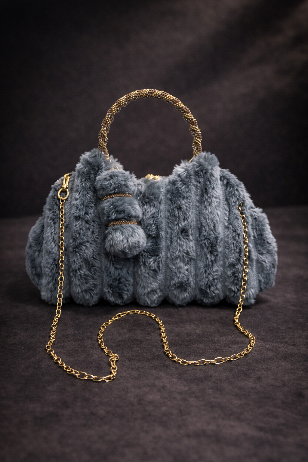 Moderne Handtasche mit langer Metallkette 989 - Anthrazit