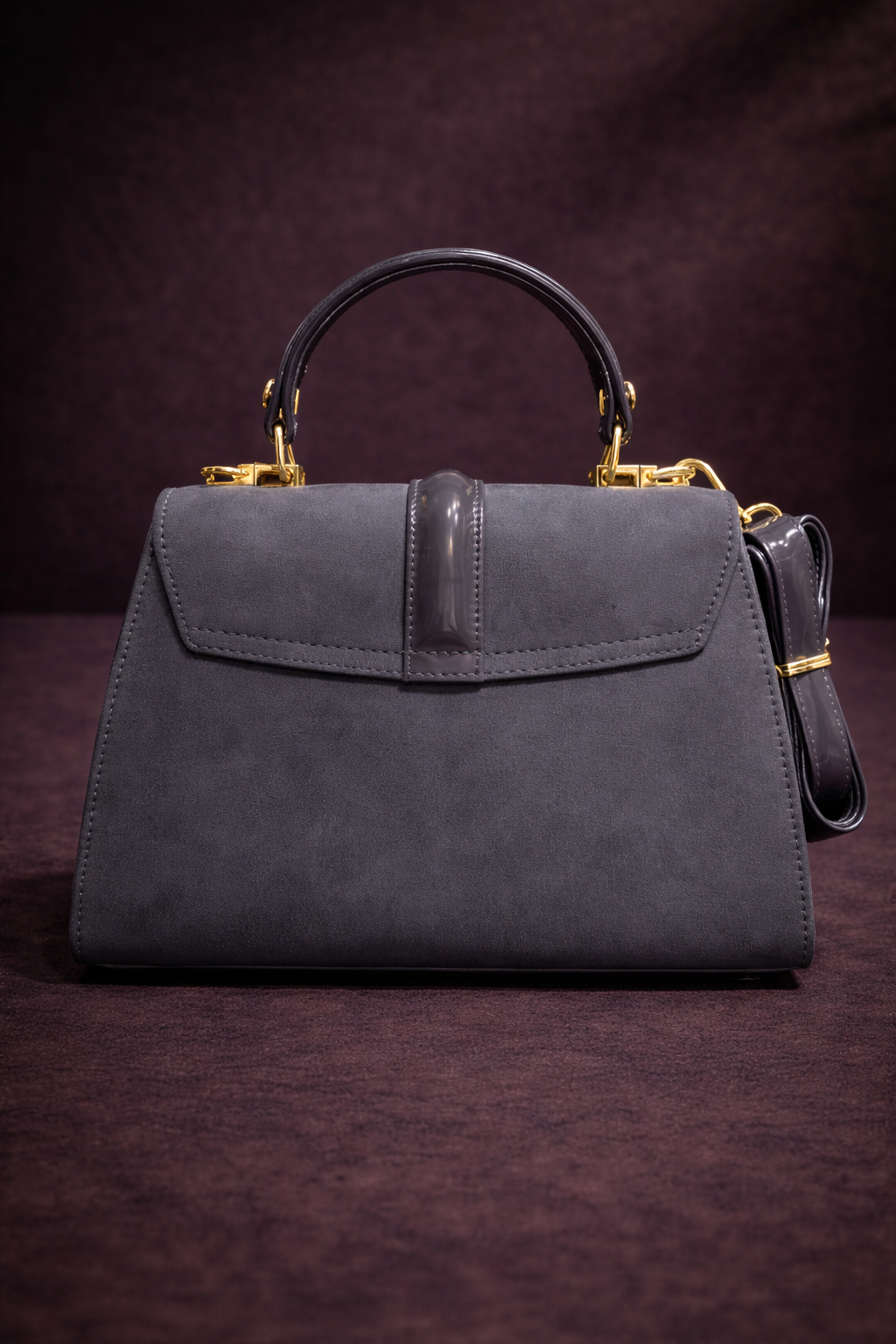 Elegante Handtasche mit langem Lederriemen 990 - Grau
