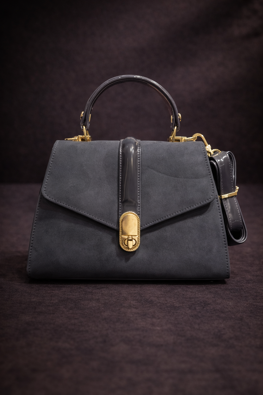 Elegante Handtasche mit langem Lederriemen 990 - Grau