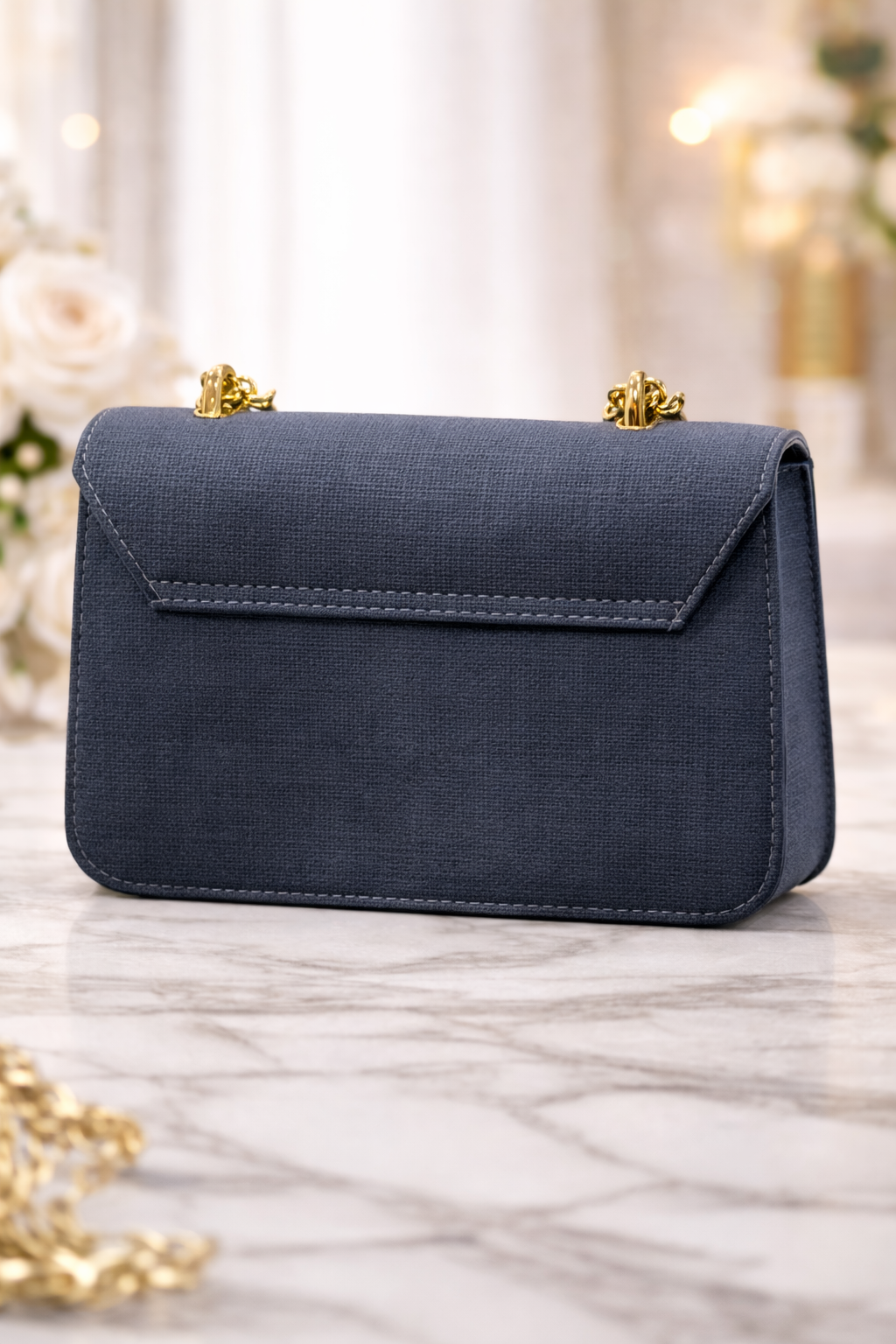 Elegante Handtasche mit langer Metallkette 991 - Jeansfarbe