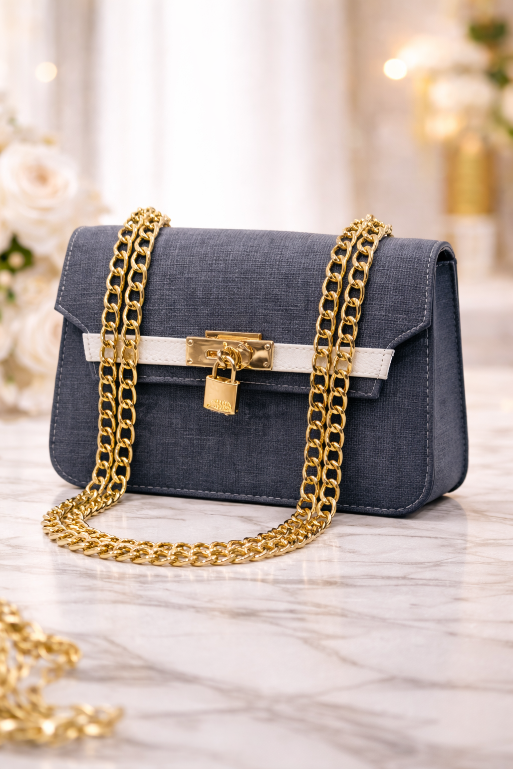 Elegante Handtasche mit langer Metallkette 991 - Jeansfarbe