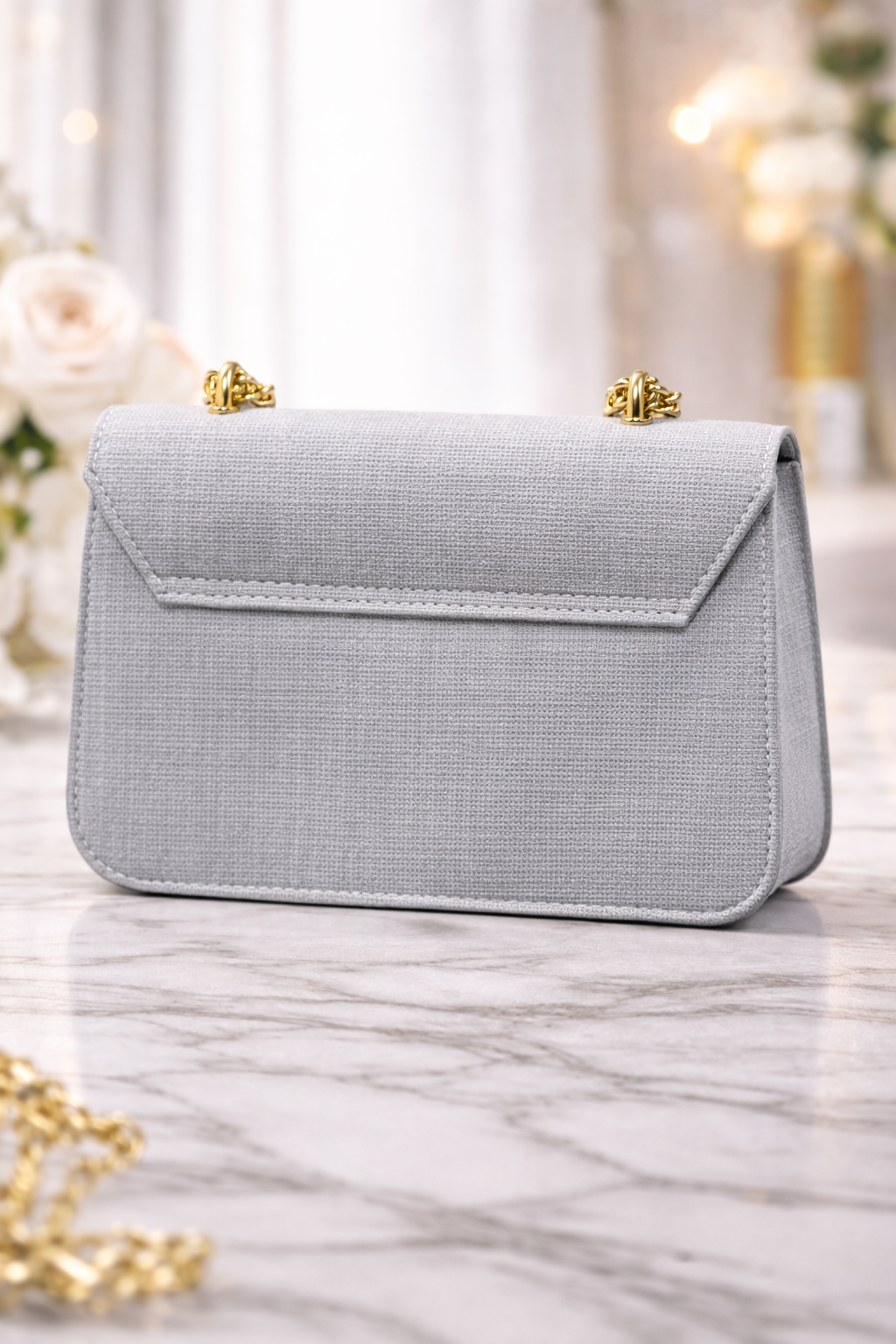 Elegante Handtasche mit langer Metallkette 991 - Grau